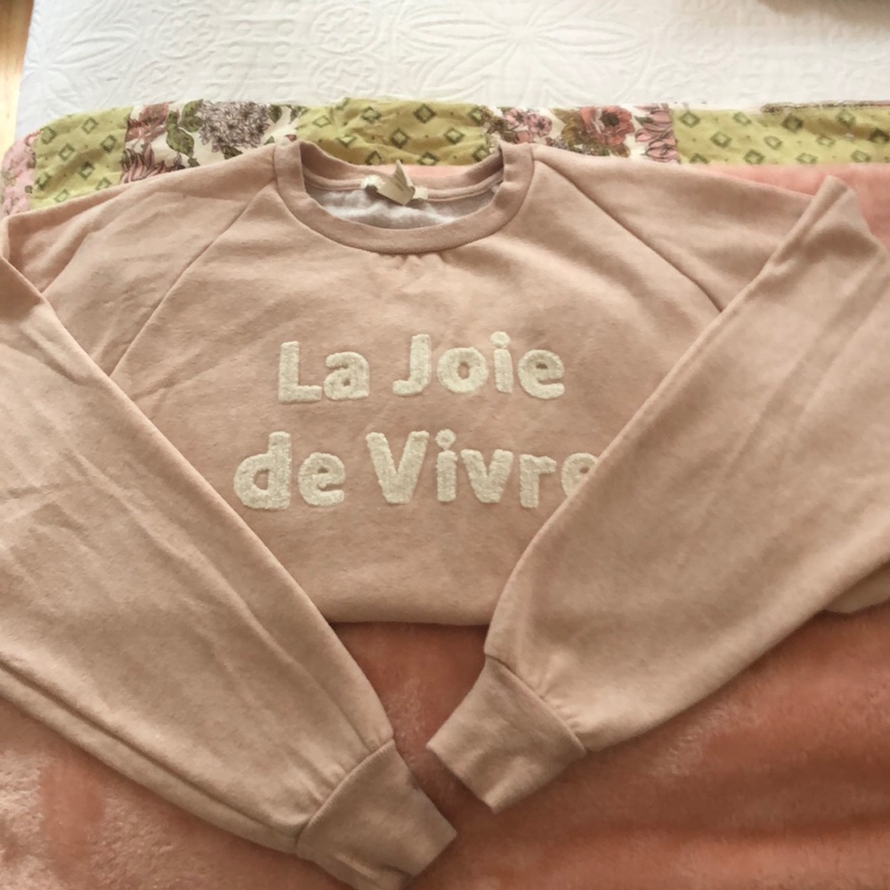 Forever 21 La Joie de Vivre Crew Neck